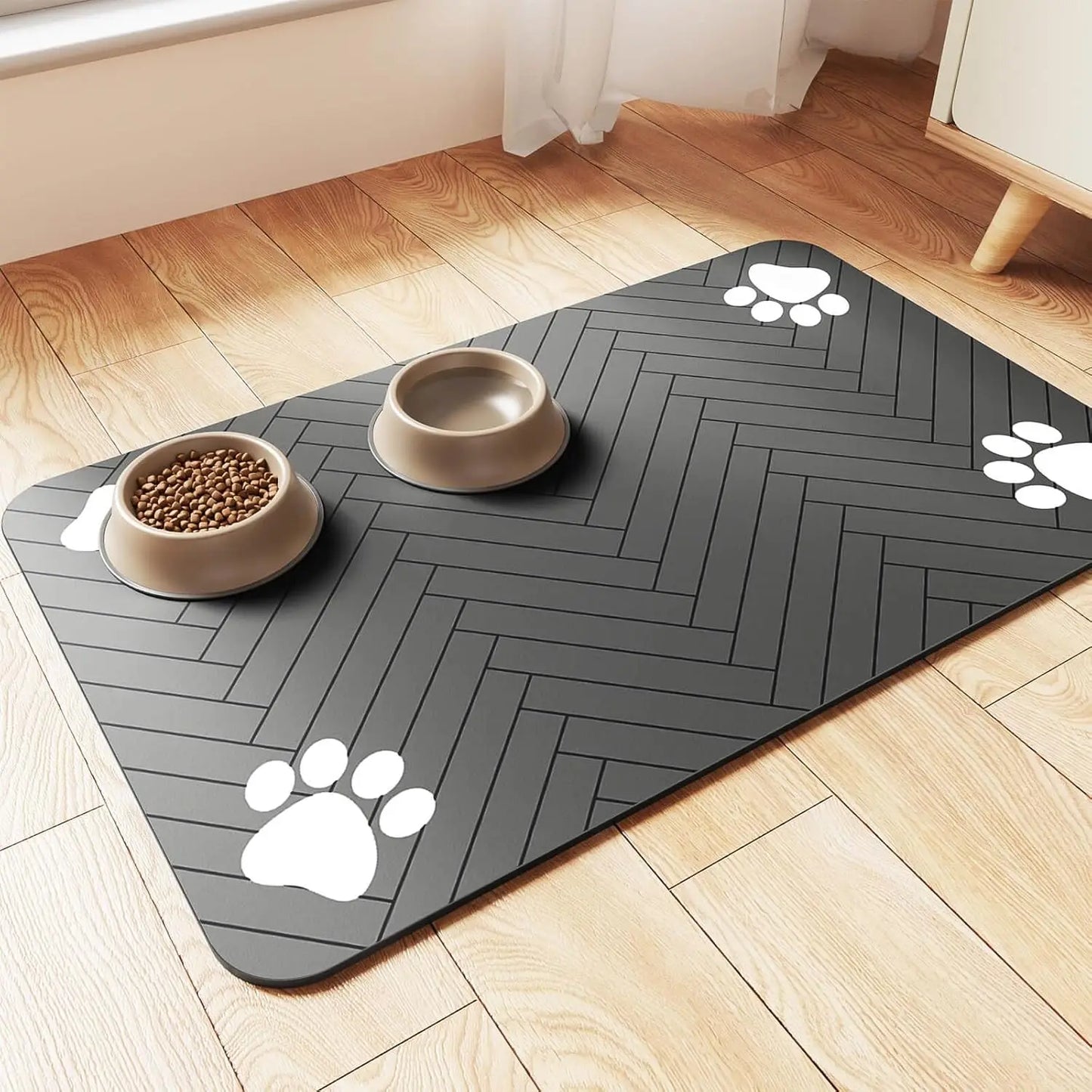 Pet Feeding Mat – Absorbent, Anti-Slip Placemat for Dogs & Cats